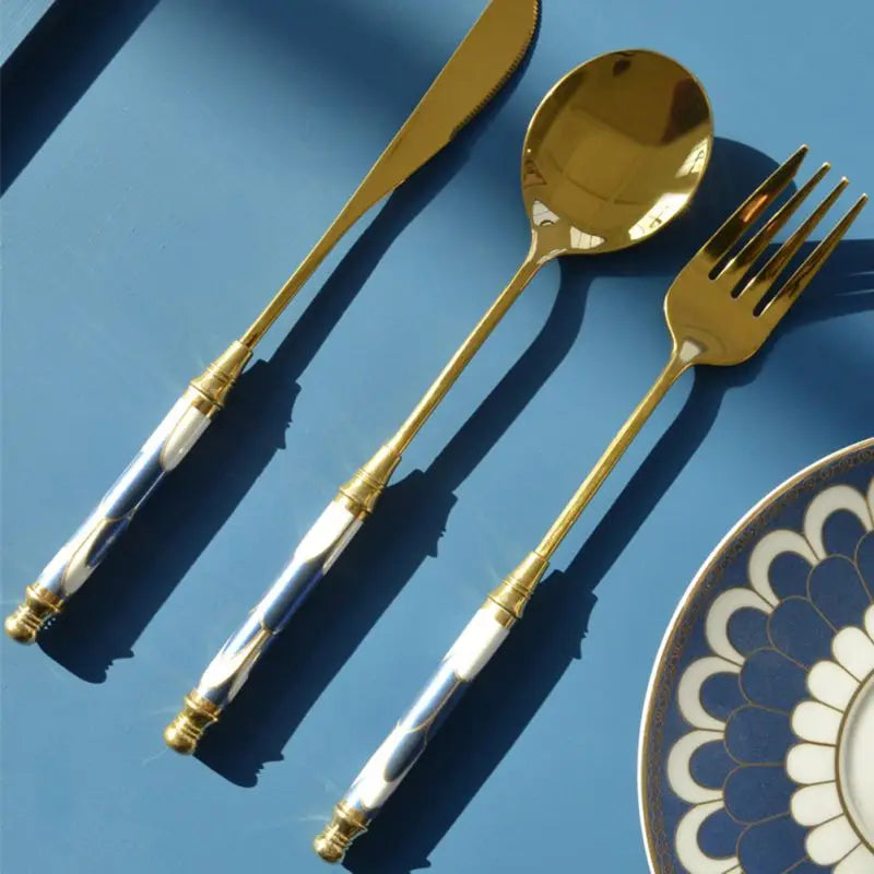 Kitchen Gold-plated Cutlery Set Dessert Forks Knives Spoons Set Elegant Design Ceramic Dinnerware For Home Restaurant Canteen