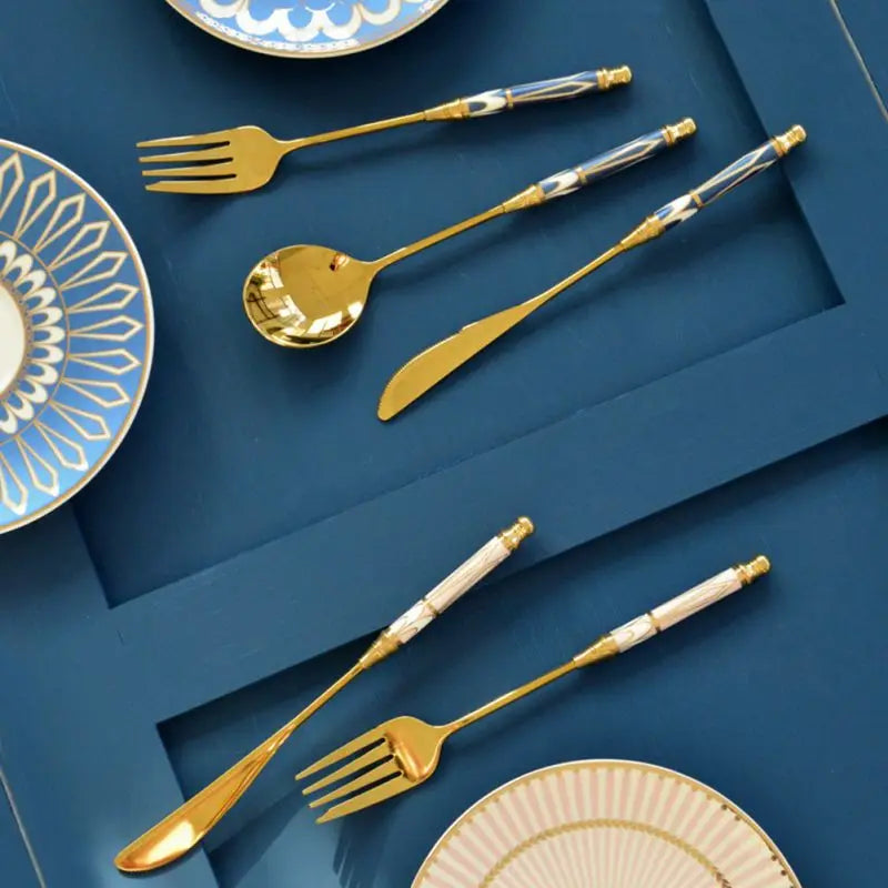 Kitchen Gold-plated Cutlery Set Dessert Forks Knives Spoons Set Elegant Design Ceramic Dinnerware For Home Restaurant Canteen