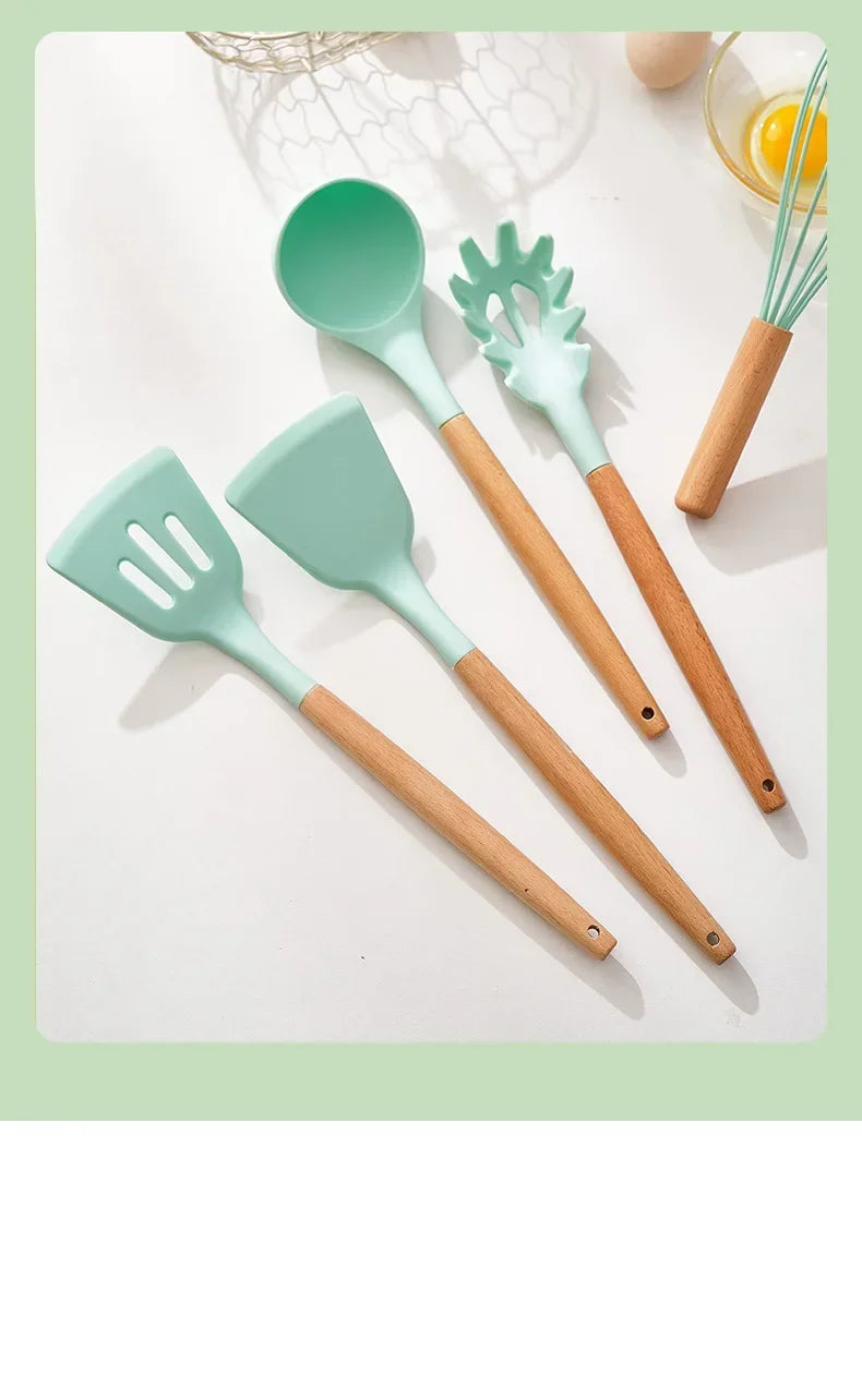 Silicone Kitchen Utensils Set with Wooden Handle Non-stick Kitchen Utensils Spade Shovel Egg Cookware Blenders 12 Uds