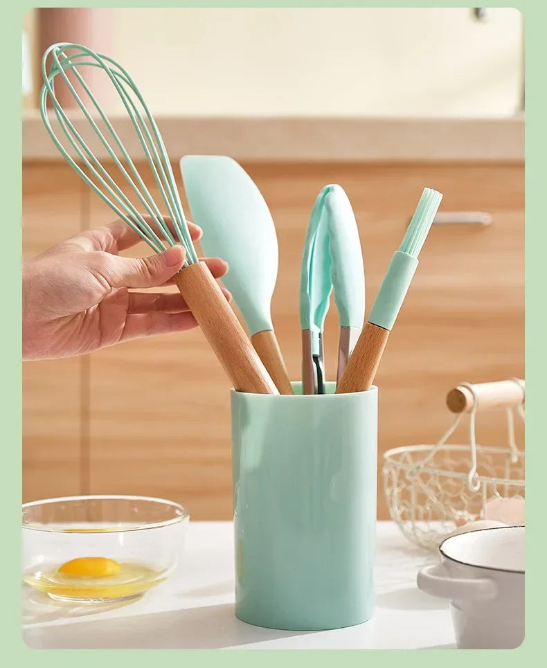 Silicone Kitchen Utensils Set with Wooden Handle Non-stick Kitchen Utensils Spade Shovel Egg Cookware Blenders 12 Uds