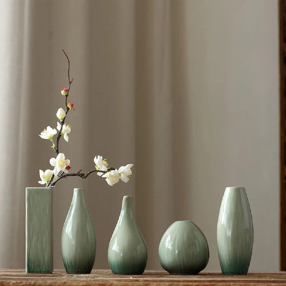 Ceramic vase ornaments, flower arrangements, desktop office and home decor