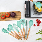 Silicone Kitchen Utensils Set with Wooden Handle Non-stick Kitchen Utensils Spade Shovel Egg Cookware Blenders 12 Uds