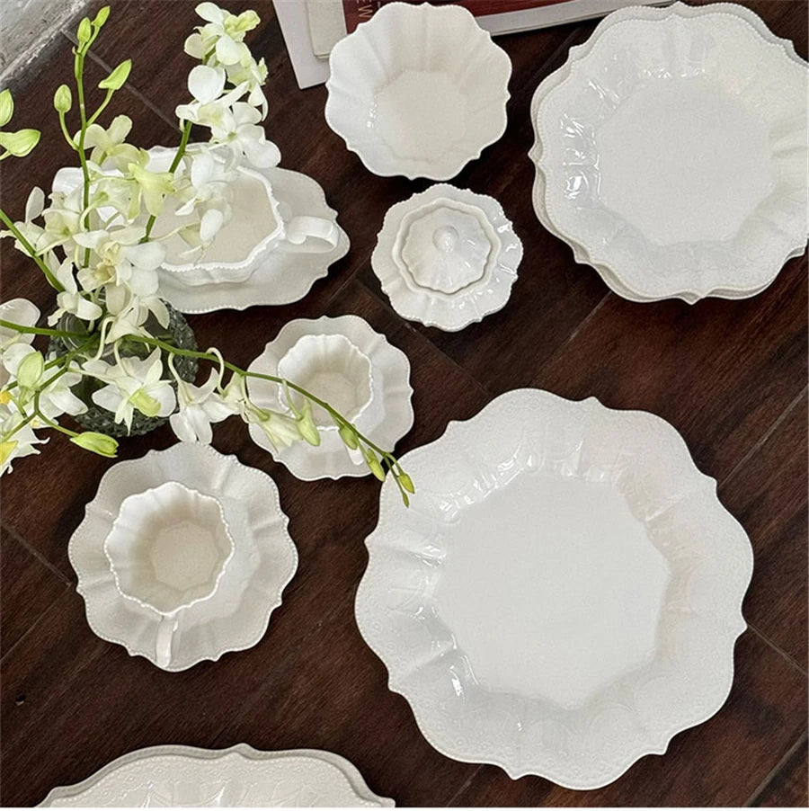 Ceramic Plates Dinner Sets Elegant White Western Food Dishes Steak Paglio Salad Plate Embossed Party Tableware Cup and Saucer