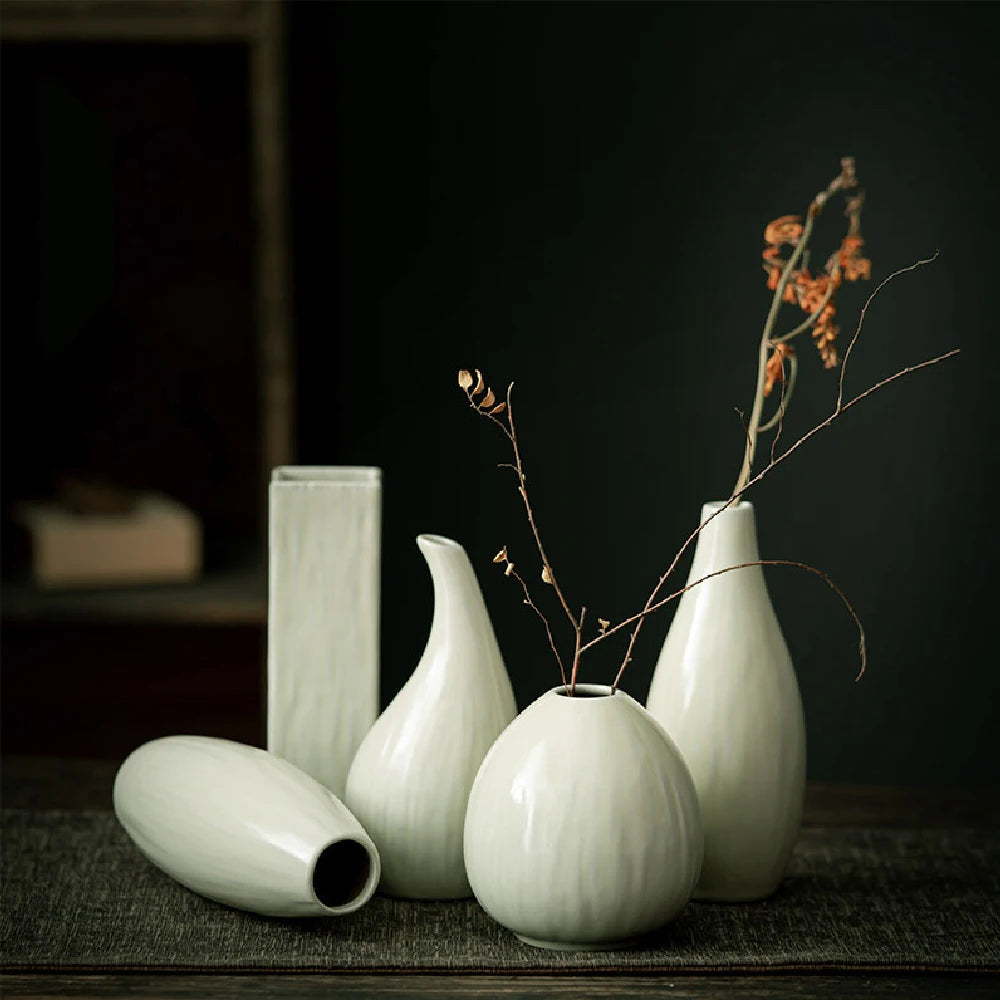 Ceramic vase ornaments, flower arrangements, desktop office and home decor